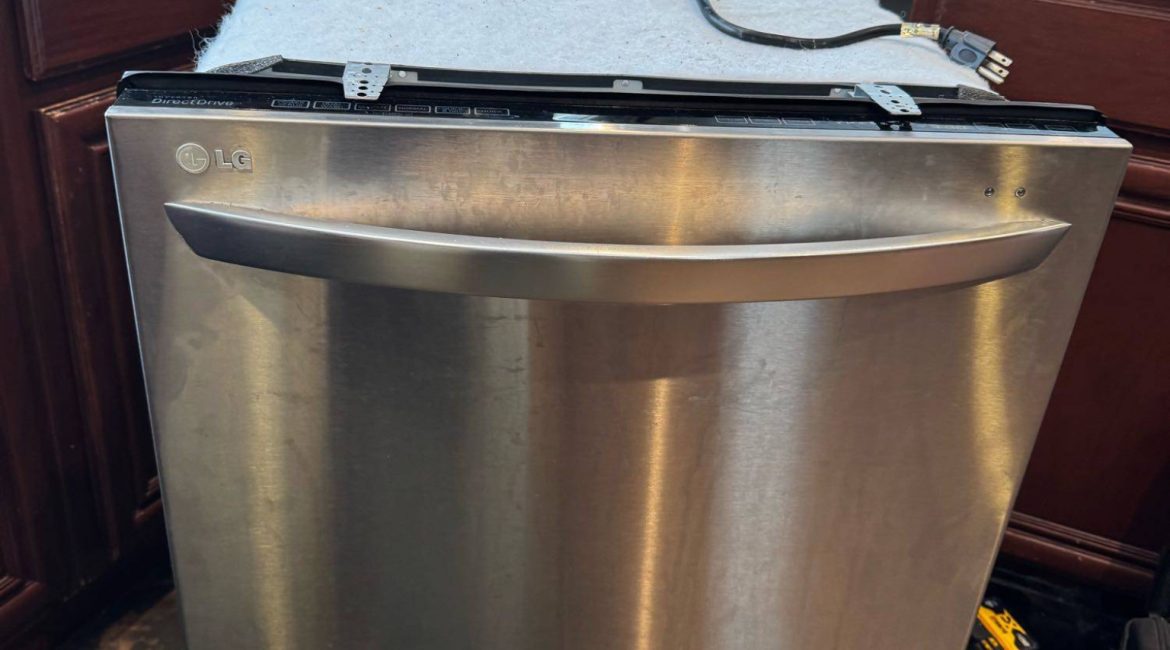 Why Dishes Come Out Hot but Still Dirty — The Internal Failure No One Checks 1 NCR 2