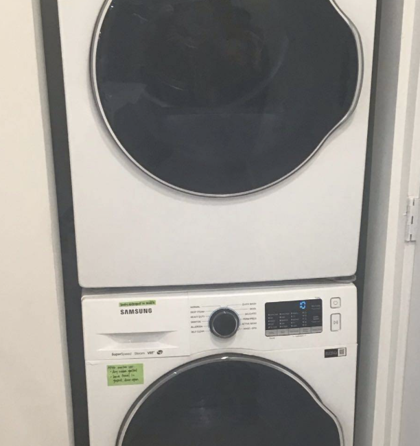 Maytag Washing Machine Leaves Black Marks on Clothes — Possible Drum Seal or Drive Belt Wear 1 NCR 18 05 26