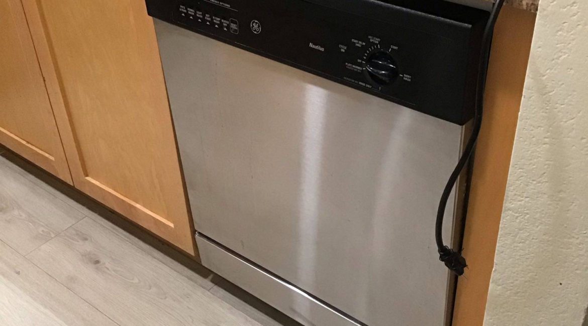 Amana Dishwasher Won’t Dry Dishes After the Cycle — Possible Heating Element or Vent Fan Failure 1 NCR 19 08