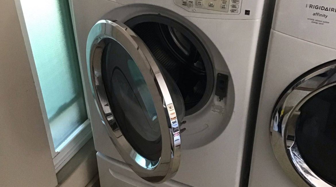 LG Washing Machine Won’t Drain After the Wash Cycle — Possible Drain Pump Failure 1 NCR 31 08